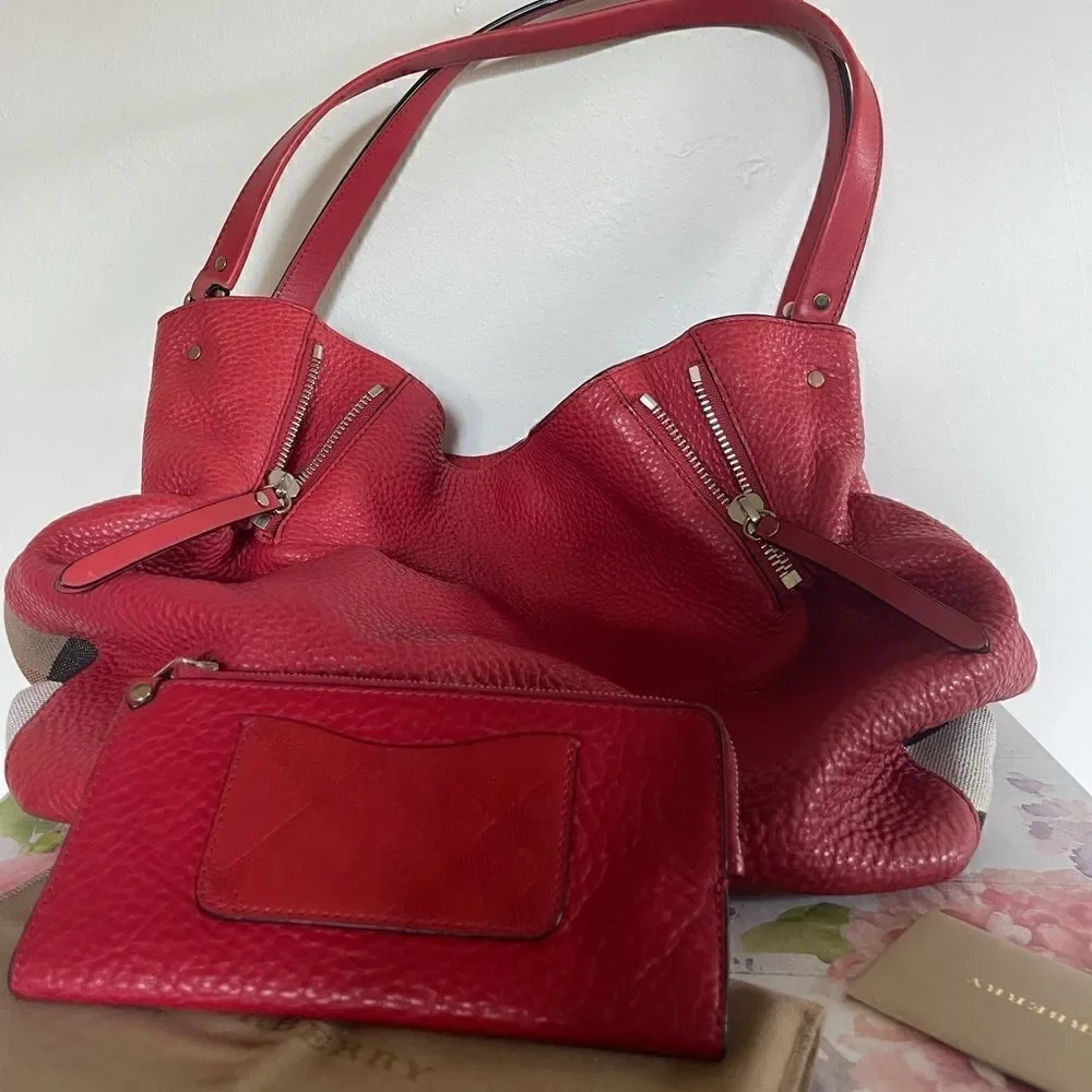 Burberry Leather canvas Wallet